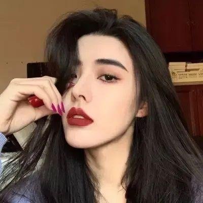 杀死希特勒与大脚怪的人 在线观看